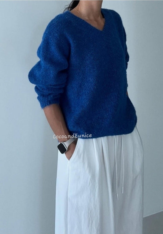 🌿Beaver V-Neck Knit Sweater