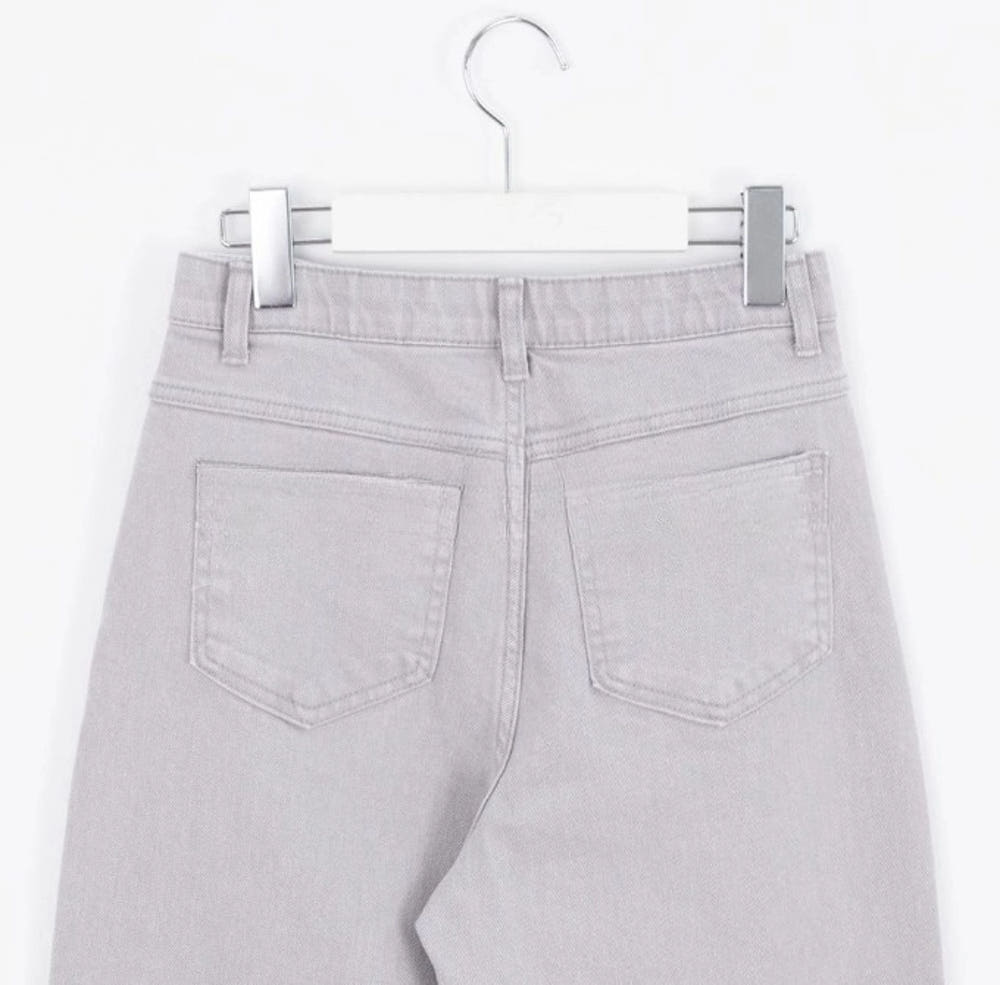 Washed Tapered Jean
