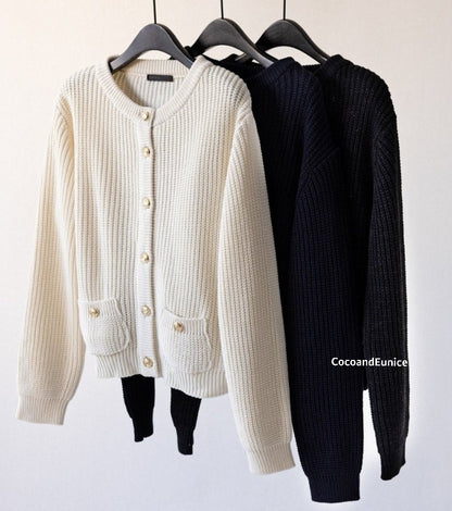 ✨️NEW ARRIVAL / RESTOCK OPEN!✨️ 🌿Gold Button Seed Stitch Knit Cardigan
