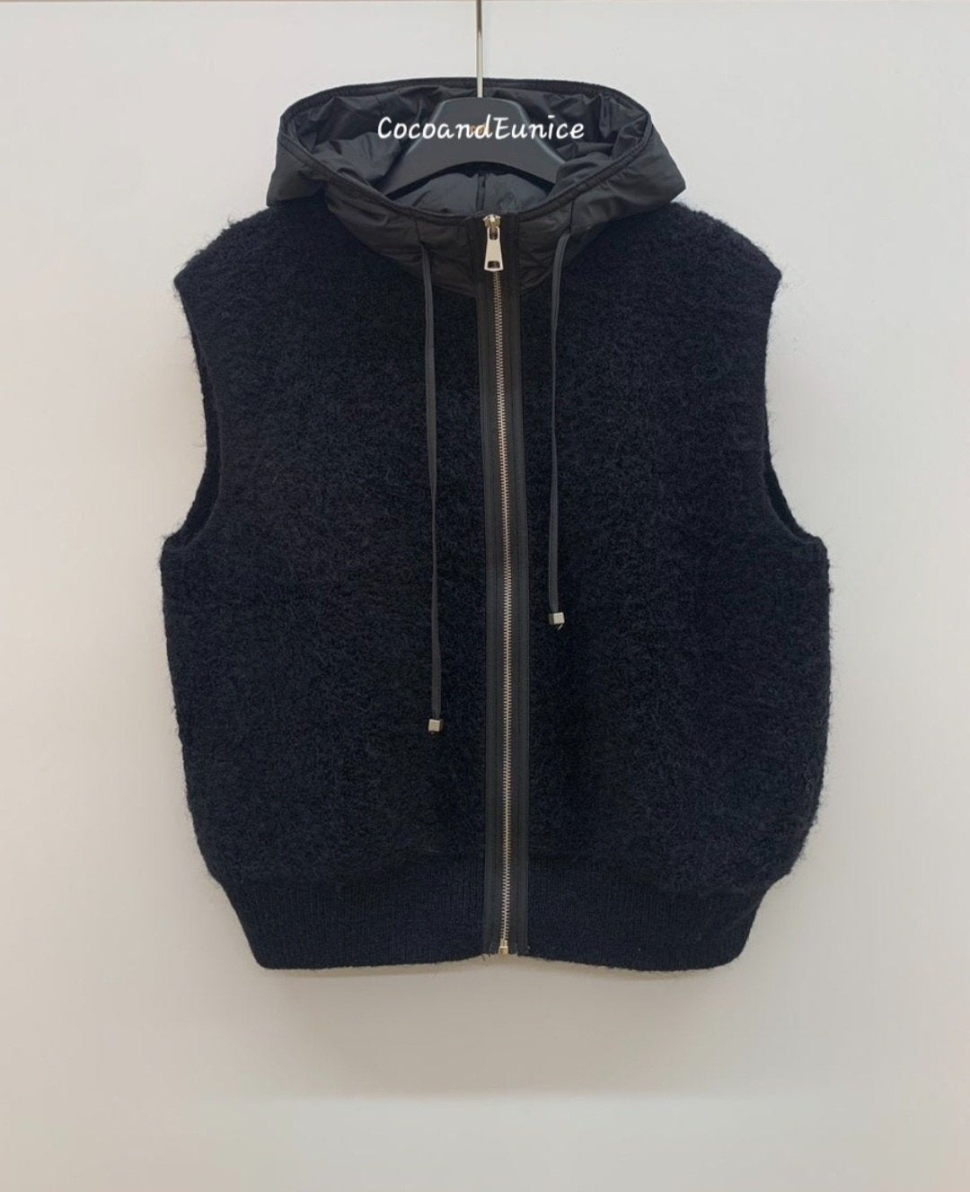 ‼️Must-Have Item❄️NEW WINTER COLLECTION❄️[Teddy Padded Hooded Vest]