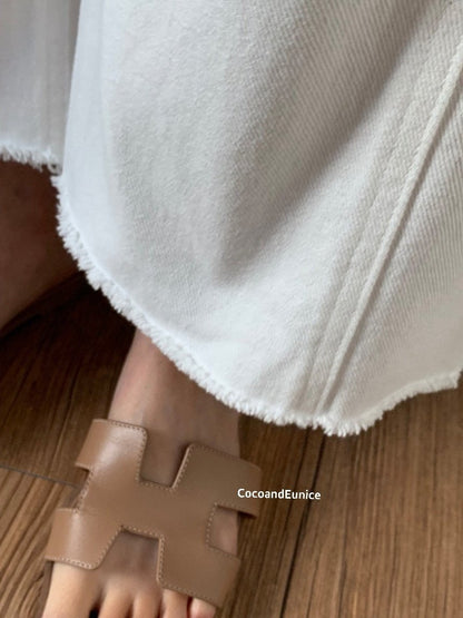 🌿 Back-Elastic Ivory Double-Seam Cut Pants (Brand-Made)