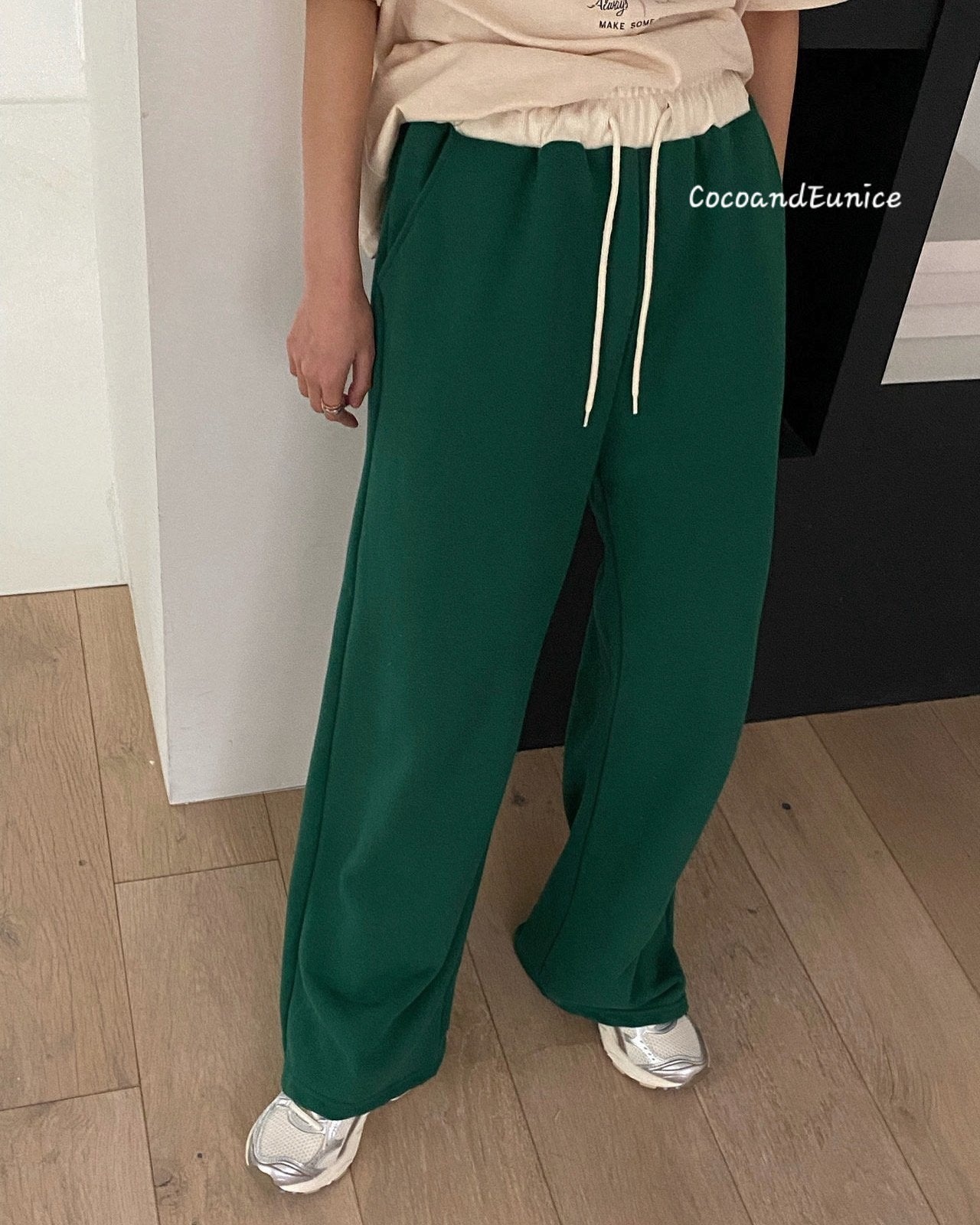 🌿Contrast Waist Wide Sweatpants