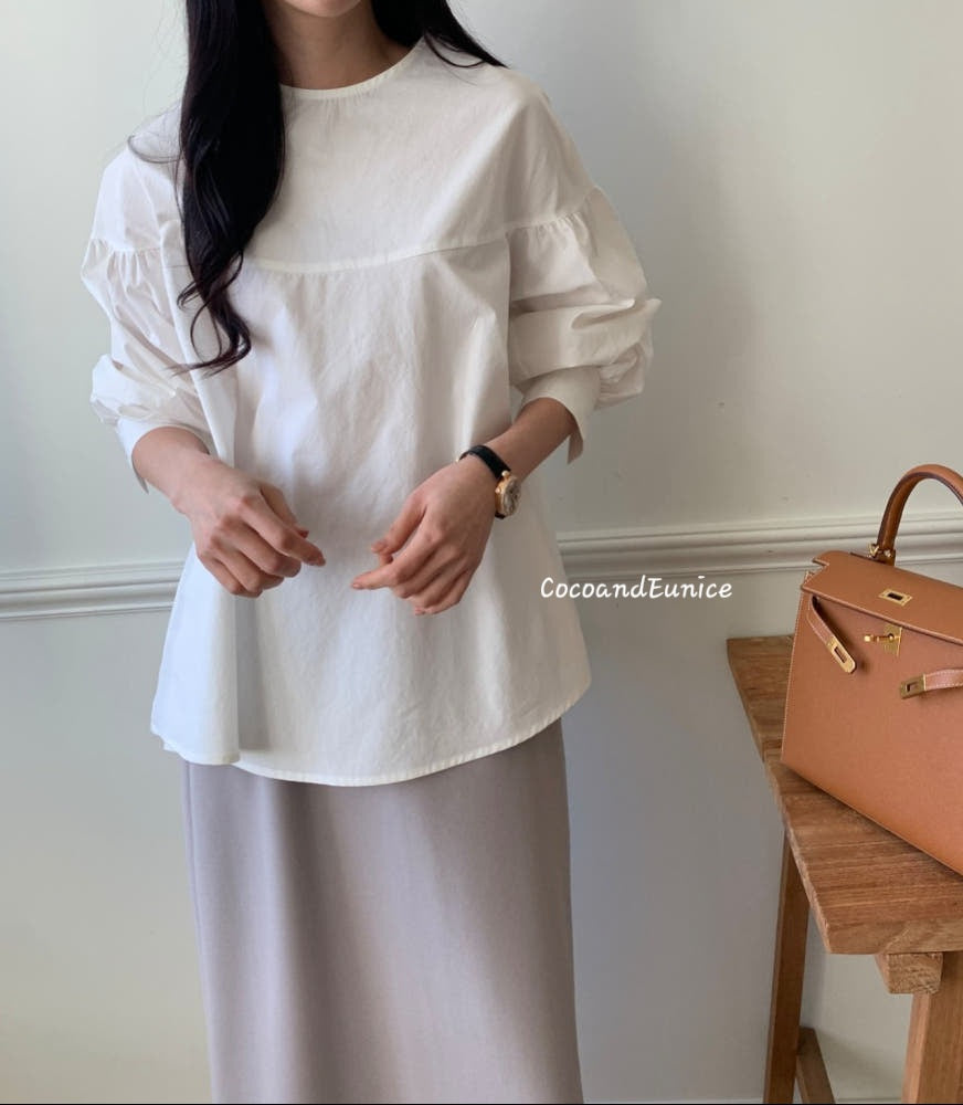 🌿 Half-Banded Sleeve Cotton Blouse