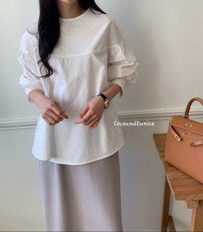 🌿 Half-Banded Sleeve Cotton Blouse
