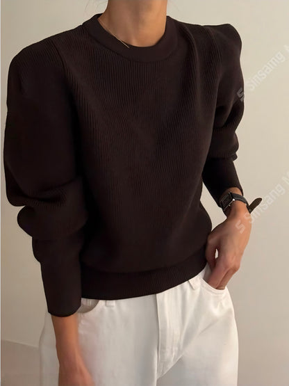 Elegant shoulder up knit