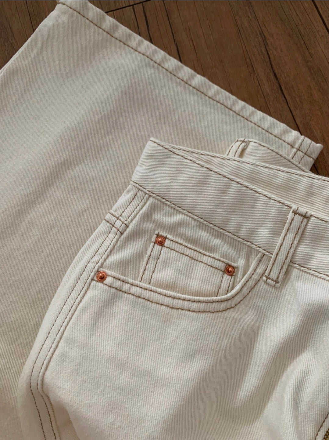 🌿 Double-Stitch Straight Pants